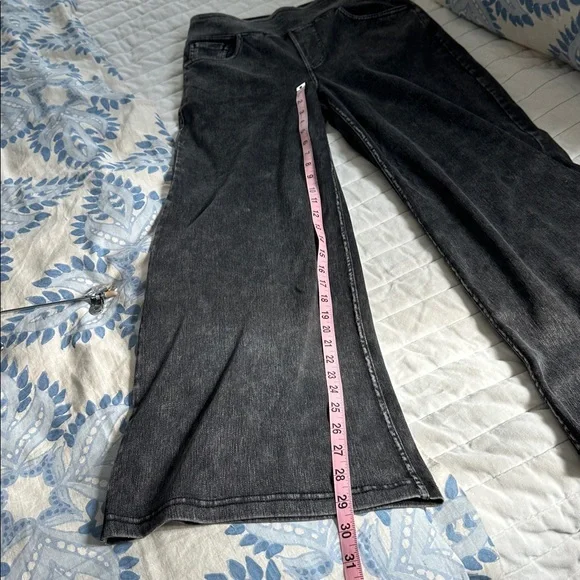 HALARA Charcoal Denim wide leg Jean M Petite - Picture 5 of 8